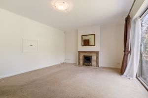 Living room- click for photo gallery